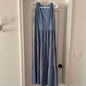 Elegant Blue Sleeveless Maxi Dress